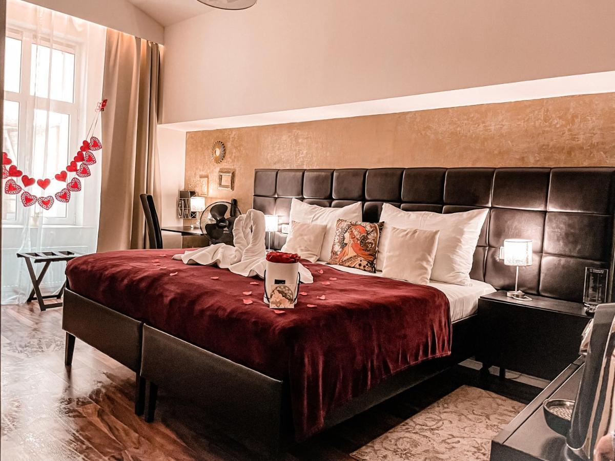 Alfons Boutique Hotel Prague Exterior photo