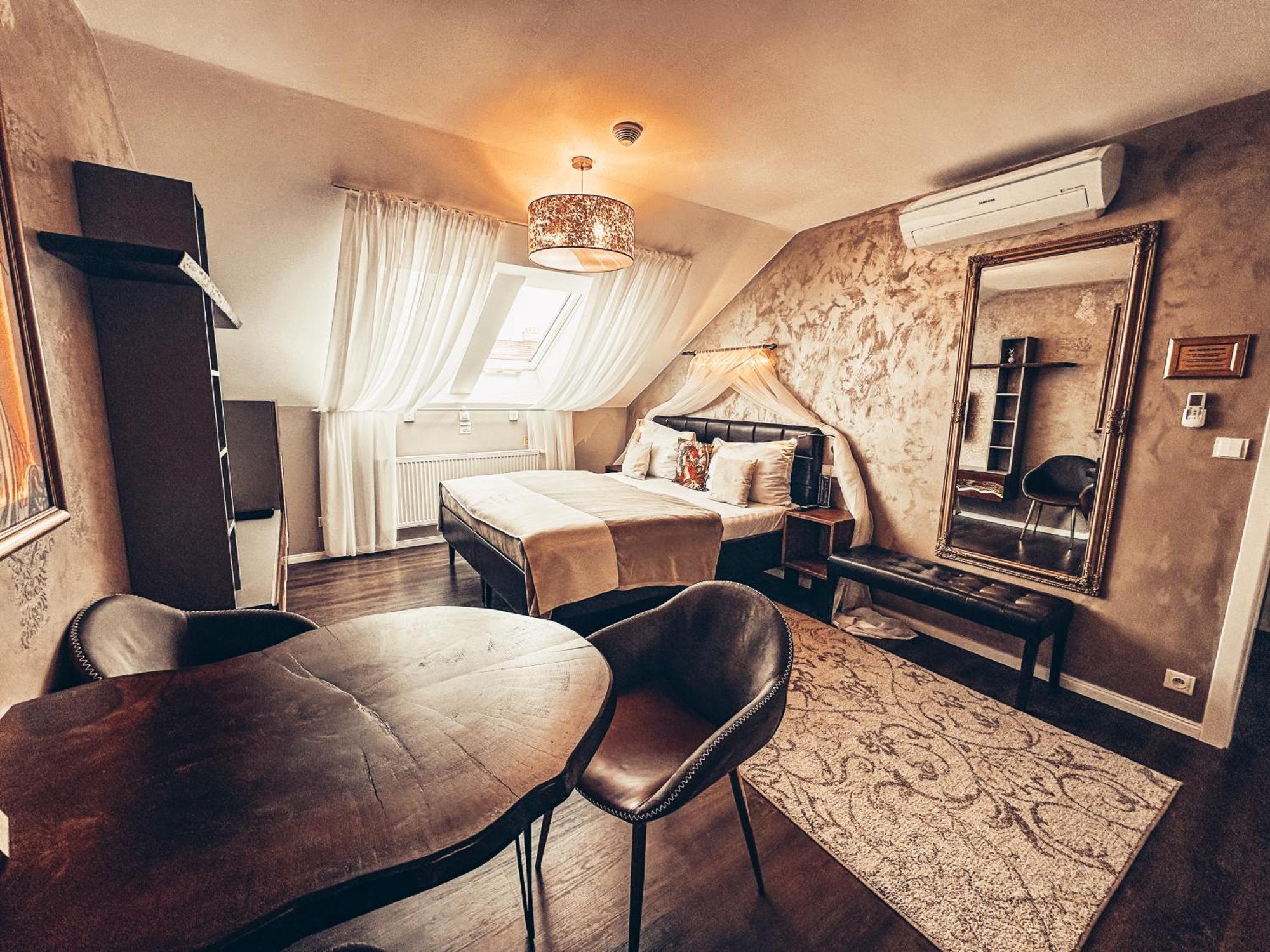 Alfons Boutique Hotel Prague Exterior photo