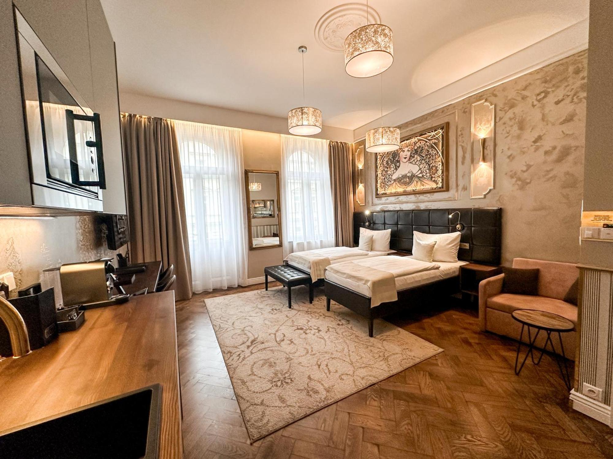 Alfons Boutique Hotel Prague Exterior photo